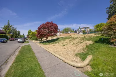 1027 15th Street, Bellingham, WA 98225 - Photo 12