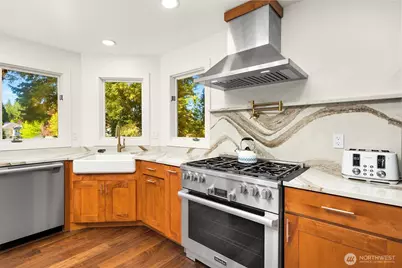 18928 NE 150th Street, Woodinville, WA 98072 - Photo 10