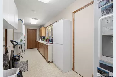 622 Confer Road, Kalama, WA 98625 - Photo 16