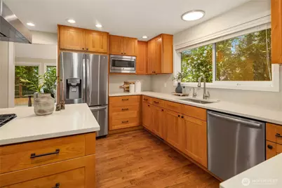 17707 SE 60th Street, Bellevue, WA 98006 - Photo 16