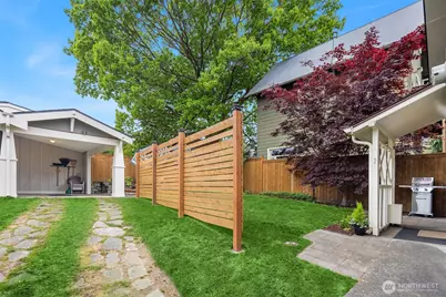 3505 Burke Avenue N, Seattle, WA 98103 - Photo 24