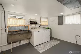 3505 Burke Ave N, Seattle, WA 98103 - Photo 28
