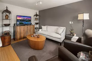 9951 Lake Washington Blvd NE, Bellevue, WA 98004 - Photo 20