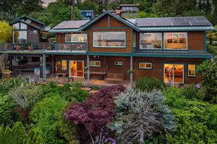8909 NE 118th Pl, Kirkland, WA 98034 - Photo 1