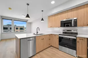 820 N State St, Bellingham, WA 98225 - Photo 1