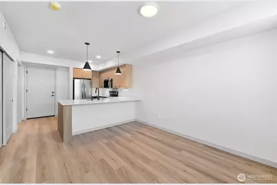820 N State Street #608, Bellingham, WA 98225 - Photo 2