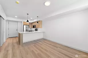 820 N State St, Bellingham, WA 98225 - Photo 2