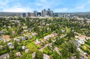 9510 Lake Washington Blvd NE, Bellevue, WA 98004 - Photo 22