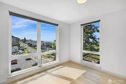820 N State Street #611, Bellingham, WA 98225 - Photo 2