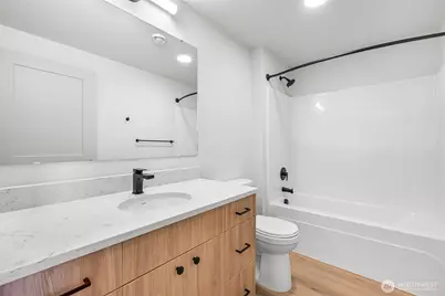 820 N State Street #611, Bellingham, WA 98225 - Photo 12