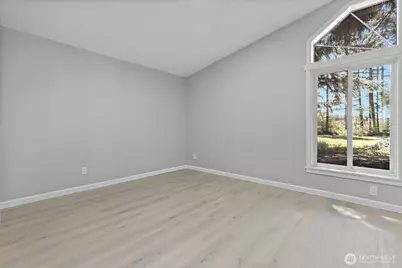 35105 34th Avenue E, Eatonville, WA 98328 - Photo 22