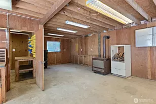 35105 34th Ave E, Eatonville, WA 98328 - Photo 30