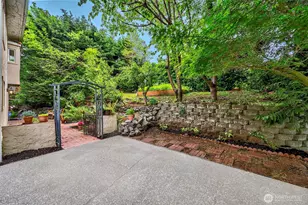 750 Maple St, Edmonds, WA 98020 - Photo 26