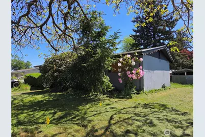 11823 SE 274th Street, Kent, WA 98030 - Photo 2
