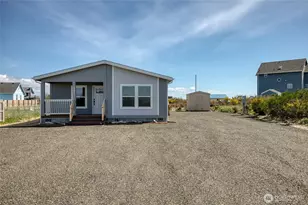 1414 Storm King Ave SW, Ocean Shores, WA 98569 - Photo 2
