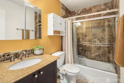 17001 Inglewood Road NE #M211, Kenmore, WA 98028 - Photo 18