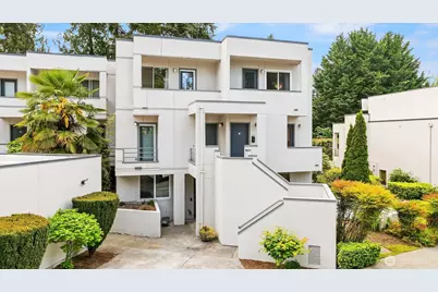 17001 Inglewood Road NE #M211, Kenmore, WA 98028 - Photo 1