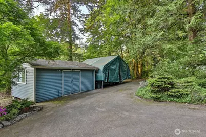 3733 221st Avenue SE, Sammamish, WA 98075 - Photo 32