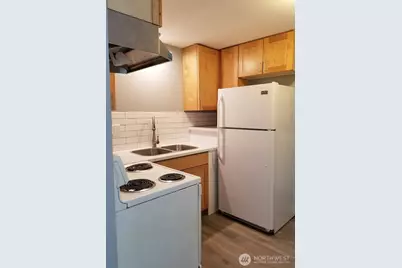 838 Harrington Avenue NE, Renton, WA 98056 - Photo 30