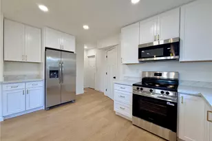 10216 Ainsworth Ave S, Tacoma, WA 98444 - Photo 12