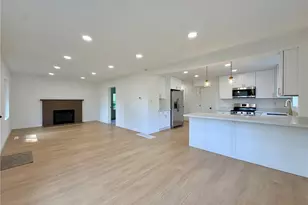 10216 Ainsworth Ave S, Tacoma, WA 98444 - Photo 16