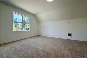 10216 Ainsworth Ave S, Tacoma, WA 98444 - Photo 28