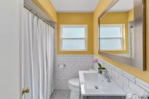 4531 Stanford Ave NE, Seattle, WA 98105 - Photo 14
