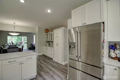 1953 Lake Whatcom Boulevard #4B, Bellingham, WA 98229 - Photo 10