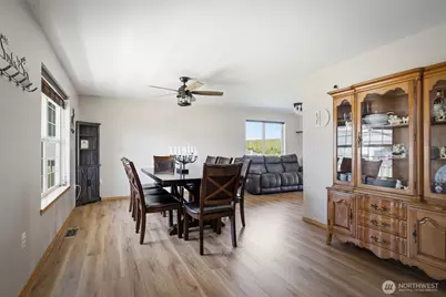 2115 S 68th Avenue, Yakima, WA 98909 - Photo 12