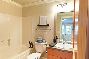 424 21st Ave, Seattle, WA 98122 - Photo 12
