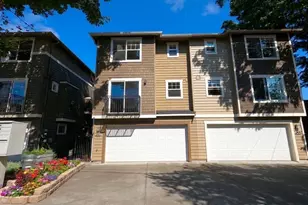 424 21st Ave, Seattle, WA 98122 - Photo 2