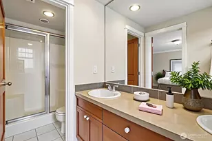 424 21st Ave, Seattle, WA 98122 - Photo 8