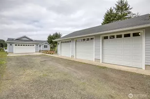105 Duck Lake Dr NE, Ocean Shores, WA 98569 - Photo 2