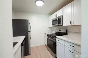 4715 176th St SW, Lynnwood, WA 98037 - Photo 12