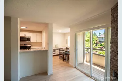 4715 176th Street SW #E12, Lynnwood, WA 98037 - Photo 14