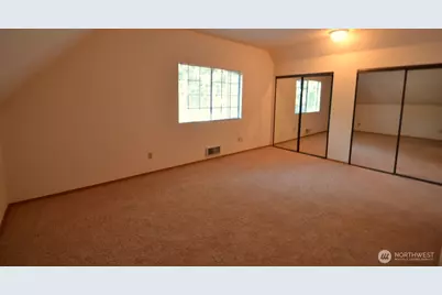 20020 76th Avenue W #B, Edmonds, WA 98026 - Photo 8