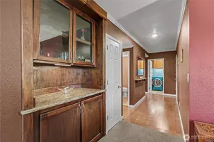 1910 Evergreen Park Dr SW, Olympia, WA 98502 - Photo 10