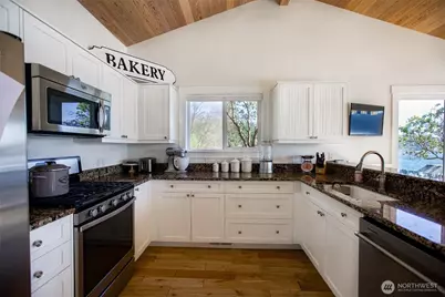 240 Myers Road, Friday Harbor, WA 98250 - Photo 12