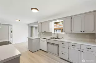1710 7th Ave SE, Puyallup, WA 98372 - Photo 8