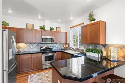 814 10th Street SE, Puyallup, WA 98372 - Photo 16