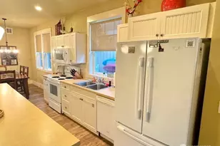 95 Honeysuckle Ln, Oroville, WA 98844 - Photo 4