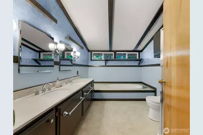 2091 Clear Valley Drive, Maple Falls, WA 98266 - Photo 18