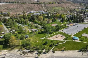 808 W Manson Rd, Chelan, WA 98816 - Photo 30