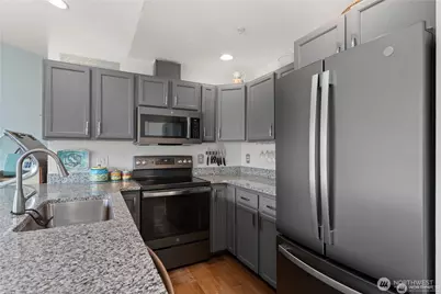808 W Manson Road #B303, Chelan, WA 98816 - Photo 6