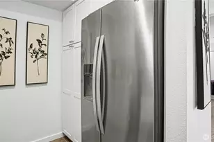 10101 SE 3rd St, Bellevue, WA 98004 - Photo 12