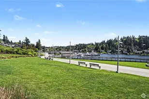 10101 SE 3rd St, Bellevue, WA 98004 - Photo 32