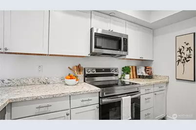 10101 SE 3rd Street #202, Bellevue, WA 98004 - Photo 10