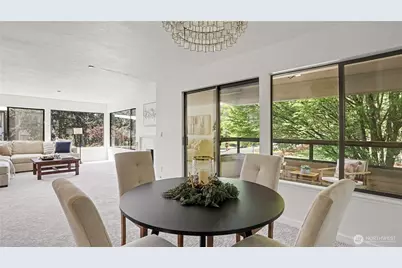 10101 SE 3rd Street #202, Bellevue, WA 98004 - Photo 8