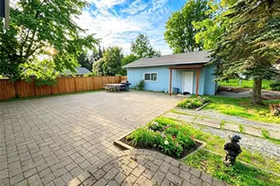 1836 NE 16th St, Renton, WA 98056 - Photo 22
