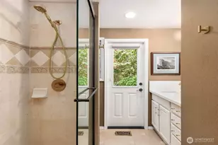 51 Glacier Key, Bellevue, WA 98006 - Photo 22